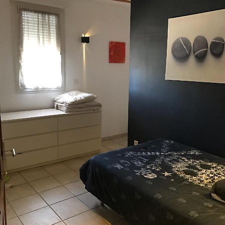 Chambre Chez L Habitant Apartment Chateaurenard Luaran gambar